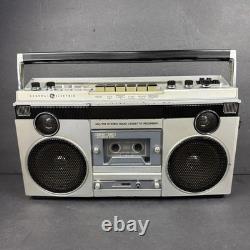 Vintage General Electric GE 3-5256A AM/FM Stereo Boombox Cassette Working WithBox