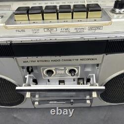 Vintage General Electric GE 3-5256A AM/FM Stereo Boombox Cassette Working WithBox