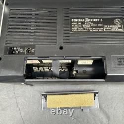 Vintage General Electric GE 3-5256A AM/FM Stereo Boombox Cassette Working WithBox