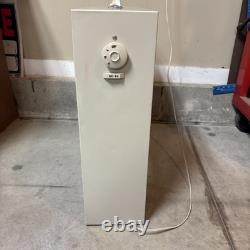 Vintage General Electric GE 3-Speed Electrically Reversible Box Fan. Works great