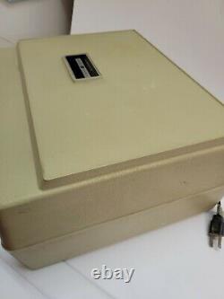 Vintage General Electric GE Automatic Portable Record Player, Tested Works