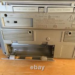 Vintage General Electric GE Boombox AM/FM Cassette RADIO 3-5257A Working 1980's