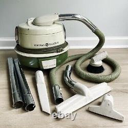 Vintage General Electric GE Canister Vacuum Cleaner P2C14 Retro Green / White