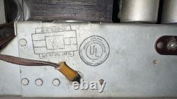 Vintage General Electric GE E-72 Tube Radio Wooden Cabinet 1930s Powers On