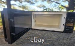 Vintage General Electric (GE) JEM20H 001 Microwave Oven TESTED WORKS
