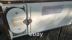 Vintage General Electric (GE) JEM20H 001 Microwave Oven TESTED WORKS