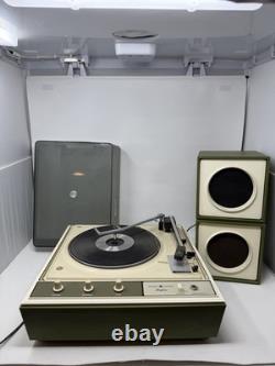 Vintage General Electric (GE) P350j Stereophonic Portable Record Player With Speak