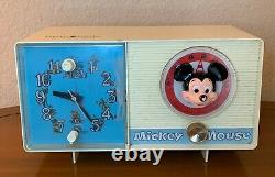 Vintage General Electric GE Youth Electronics Mickey Mouse Alarm Radio AM