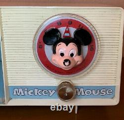 Vintage General Electric GE Youth Electronics Mickey Mouse Alarm Radio AM