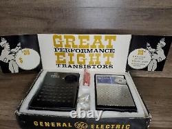 Vintage General Electric Ge Great Eight Transistor Radio/box/leather Case