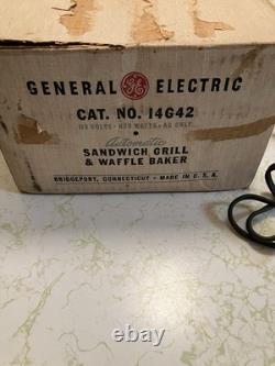 Vintage General Electric Grill Waffle Baker Maker G44T REVERSIBLE PLATES withBox
