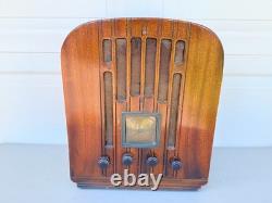 Vintage General Electric M-51 Tombstone Radio