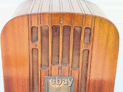 Vintage General Electric M-51 Tombstone Radio
