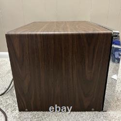 Vintage General Electric Microwave Woodgrain J ET106 0A2 1980s Tested Working