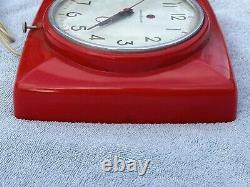 Vintage General Electric Mid Century Modern Red Kitchen Wall Clock 2H20 Works