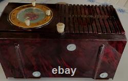 Vintage General Electric Model 505 Tube Alarm Clock Radio Brown- UNTESTED- READ