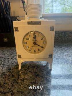 Vintage General Electric Monitor Top Refrigerator Advertising Clock, Works