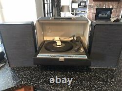 Vintage General Electric Portable Solid State Stereo Record Player T265H works
