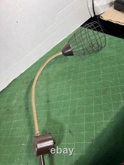 Vintage General Electric SUNLAMP original sun lamp With Clamp Industrial Under Bed