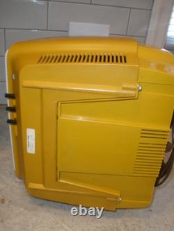 Vintage General Electric Sf1702yl Mustard Tv (parts Turns On Sound)