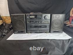 Vintage General Electric Stereo Boombox Portable Cassette And CD Player. Works