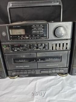 Vintage General Electric Stereo Boombox Portable Cassette And CD Player. Works
