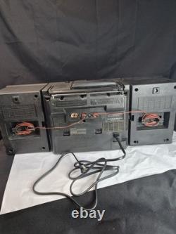 Vintage General Electric Stereo Boombox Portable Cassette And CD Player. Works