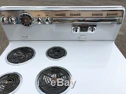 Vintage General Electric Stove 1950's Rare never been used In working condition