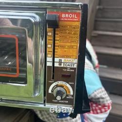 Vintage General Electric Toast-N-Broil Toast-R-Oven (tested) 1970's