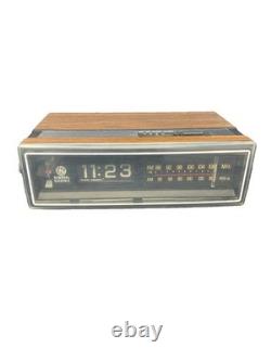 Vintage General Electric Walnut Finish Radio Alarm Clock 7-4305B Rolling Numbers
