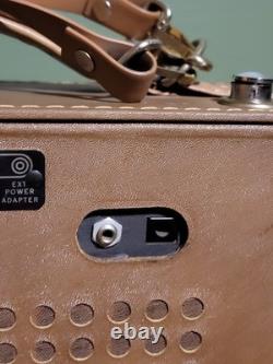 Vintage General Electric World Monitor P-990A 17 Transistor 5 Band Radio Works