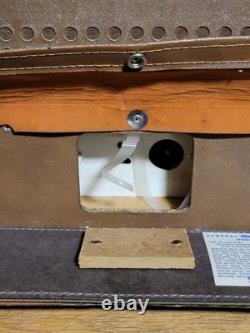 Vintage General Electric World Monitor P-990A 17 Transistor 5 Band Radio Works