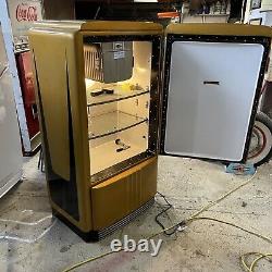 Vintage General Electric ge refrigerator art deco man cave hot rod metal flake