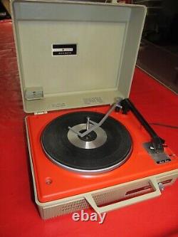 Vintage General Electricge V638h Automatic Portable Record Player! Working