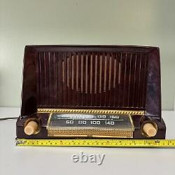 Vintage Mid Century General Electric Tube Radio Model 404 WORKS