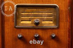 Vintage Model F-66 Console Radio by General Electric