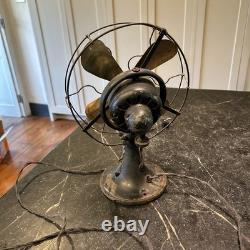 Vintage Original Small General Electric Whiz Oscillating Fan
