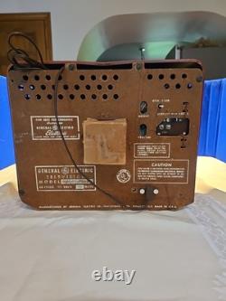 Vintage Portable General Electric TV