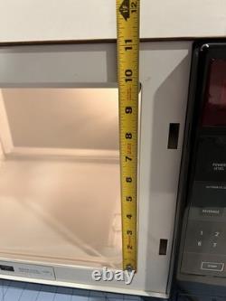 Vintage RARE 1991 General Electric Microwave Oven Model JE1425K VTG TESTED HUGE