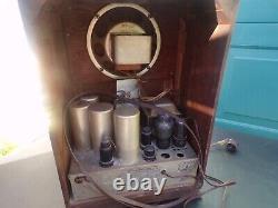 Vintage Radio Table General Electric A 63 need some repairs