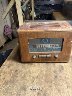 Vintage Rare 1940s General Electric Model L-652 Superheterodyne Tube Radio USA