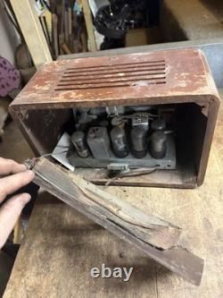 Vintage Rare 1940s General Electric Model L-652 Superheterodyne Tube Radio USA