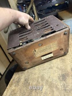 Vintage Rare 1940s General Electric Model L-652 Superheterodyne Tube Radio USA