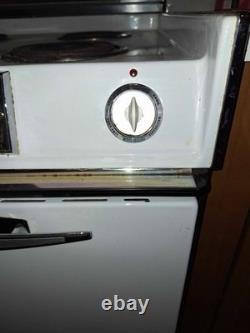 Vintage Rare 1960's General Electric Stove & HOODAutomatic Cleaning OvenWORKS