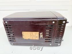 Vintage Rare General Electric 805 Locomotive Television Bakelite TV