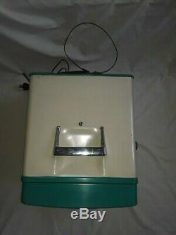Vintage TURQUOISE 1950'S G. E. General Electric Model 14TO TUBE TV Television