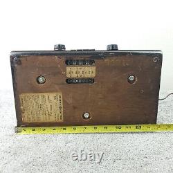 Vintage Tube Radio General Electric Model 321 AM GE Wood Tabletop Pushbutton