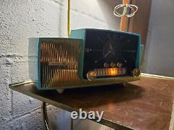 Vintage Turquoise GE General Electric Clock Radio Bluetooth model 913