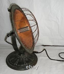 Vintage Universal Bowl electric heater by Landers Frary & Clark date to 1930