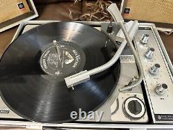Vintage Working General Electric Man-Made Diamond Solid State 8/8 Turntable